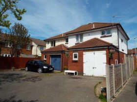 3 bedroom Semi-Detached for sale